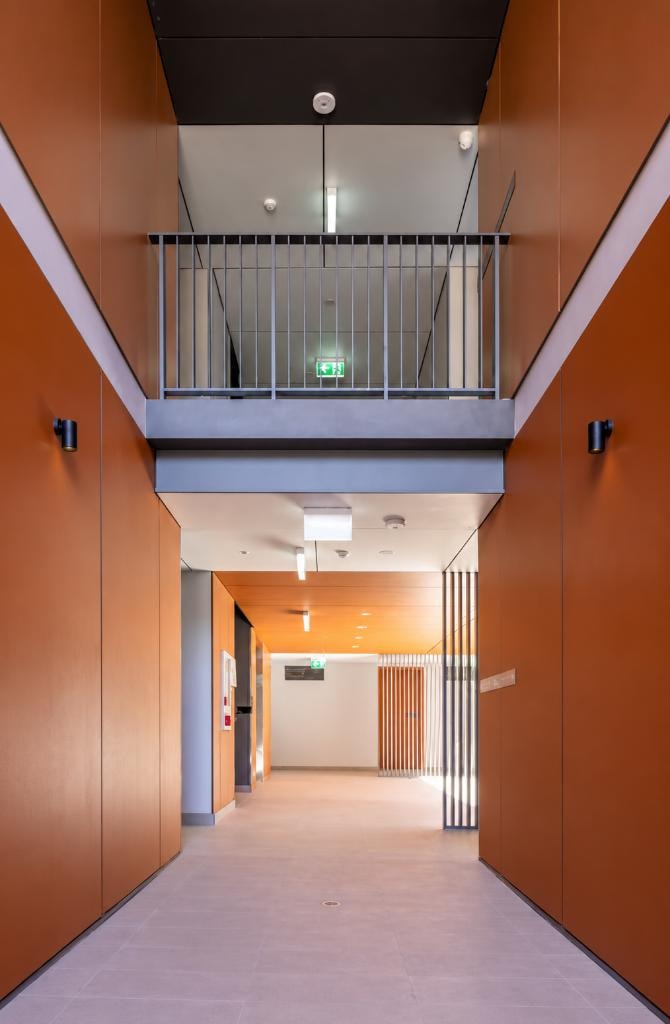 Kerrs Court — interior corridor and mezzanine
